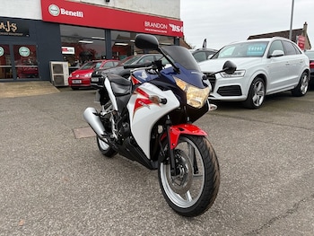 Used Honda CBR 2011 for sale - bike-77605218: Photo