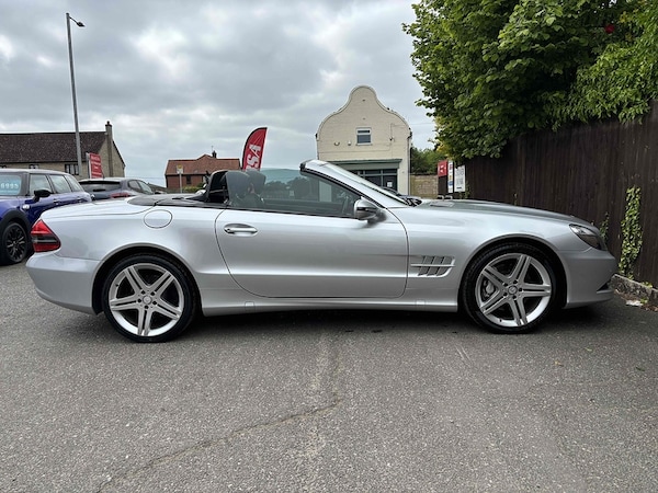 Used Mercedes-Benz SL 2010 for sale - 74703101: Photo 8