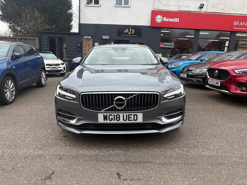 Used Volvo S90 2018 for sale - 78207378: Photo 2
