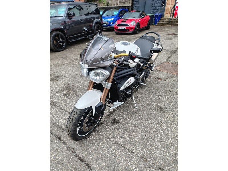 Used Triumph SPEED 2014 for sale - 78847429: Photo 3