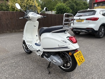 Used Piaggio Vespa Primavera 125 2019 for sale - bike-78893823: Photo