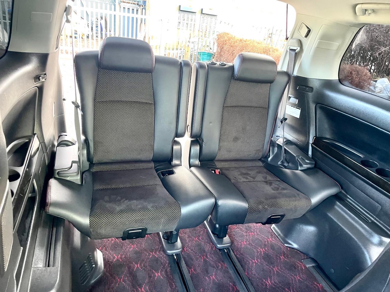 Used Toyota Vellfire 2013 for sale - 77052298: Photo 10