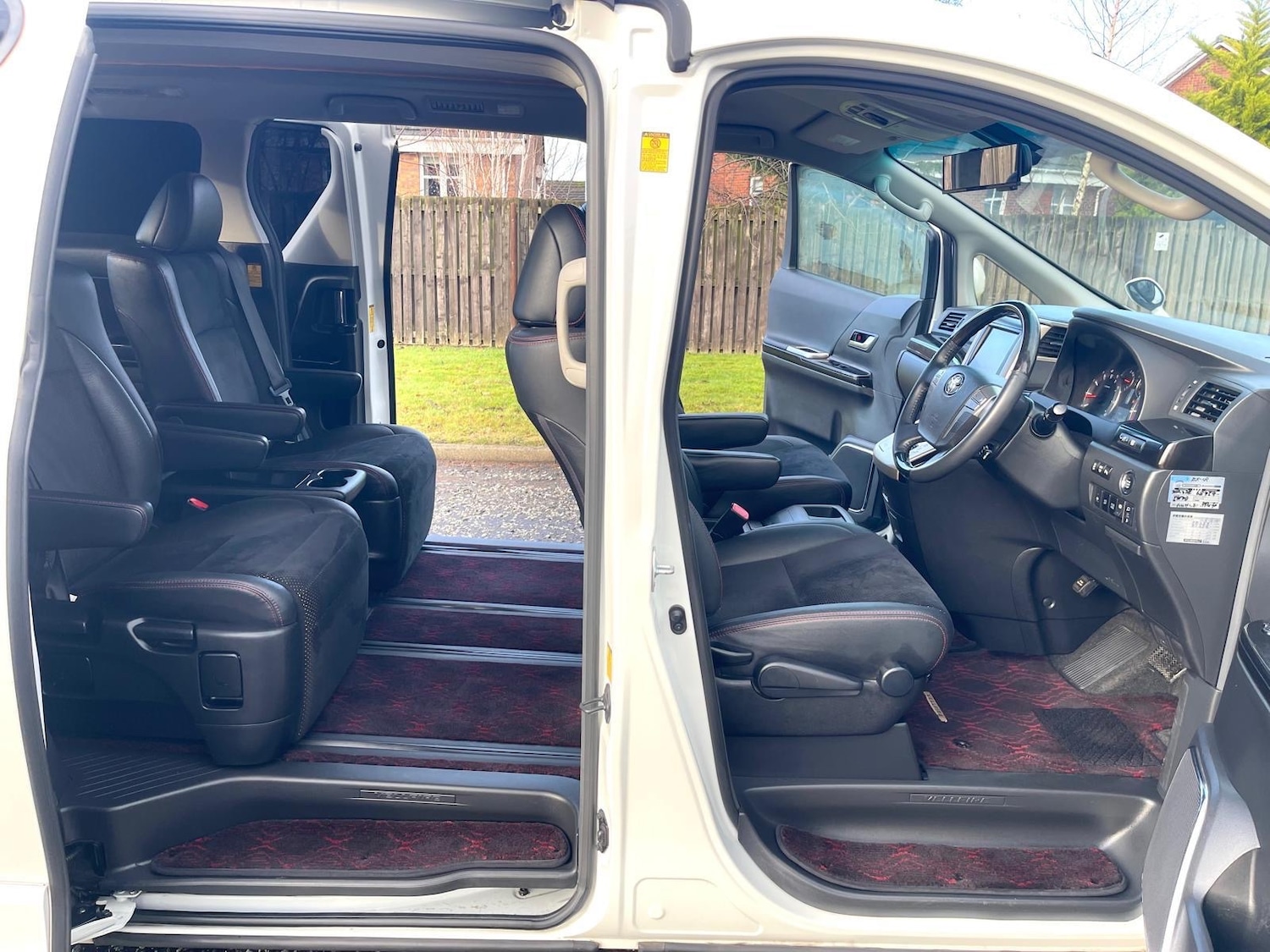 Used Toyota Vellfire 2013 for sale - 77052298: Photo 15