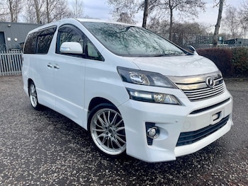 Used Toyota Vellfire 2013 for sale - 77052298: Photo