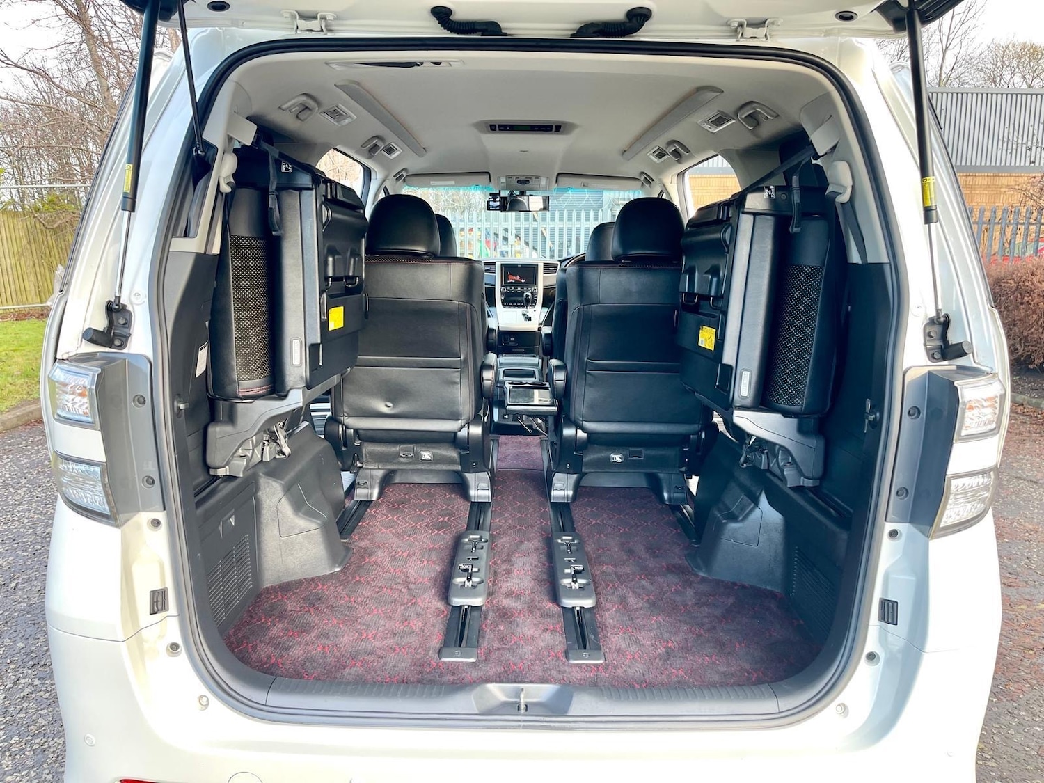 Used Toyota Vellfire 2013 for sale - 77052298: Photo 9