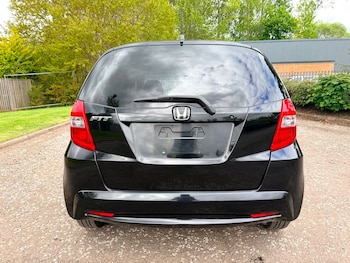 Used Honda Fit 2011 for sale - 78965218: Photo