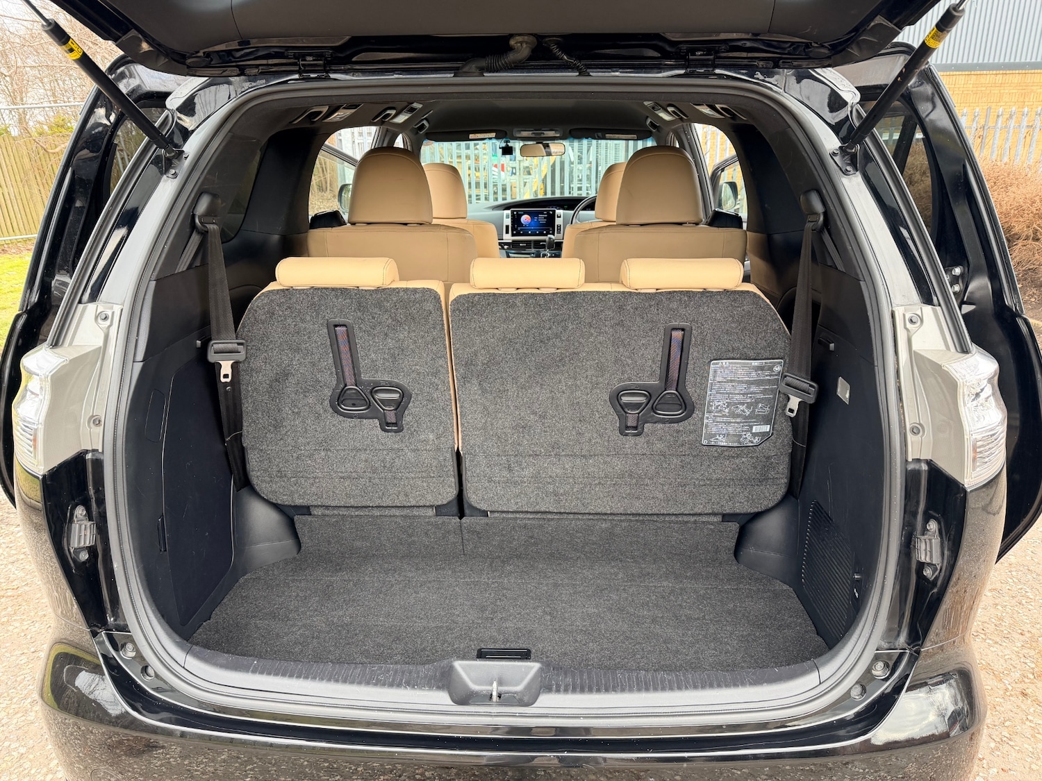 Used Toyota Estima for sale - 77610458: Photo 10