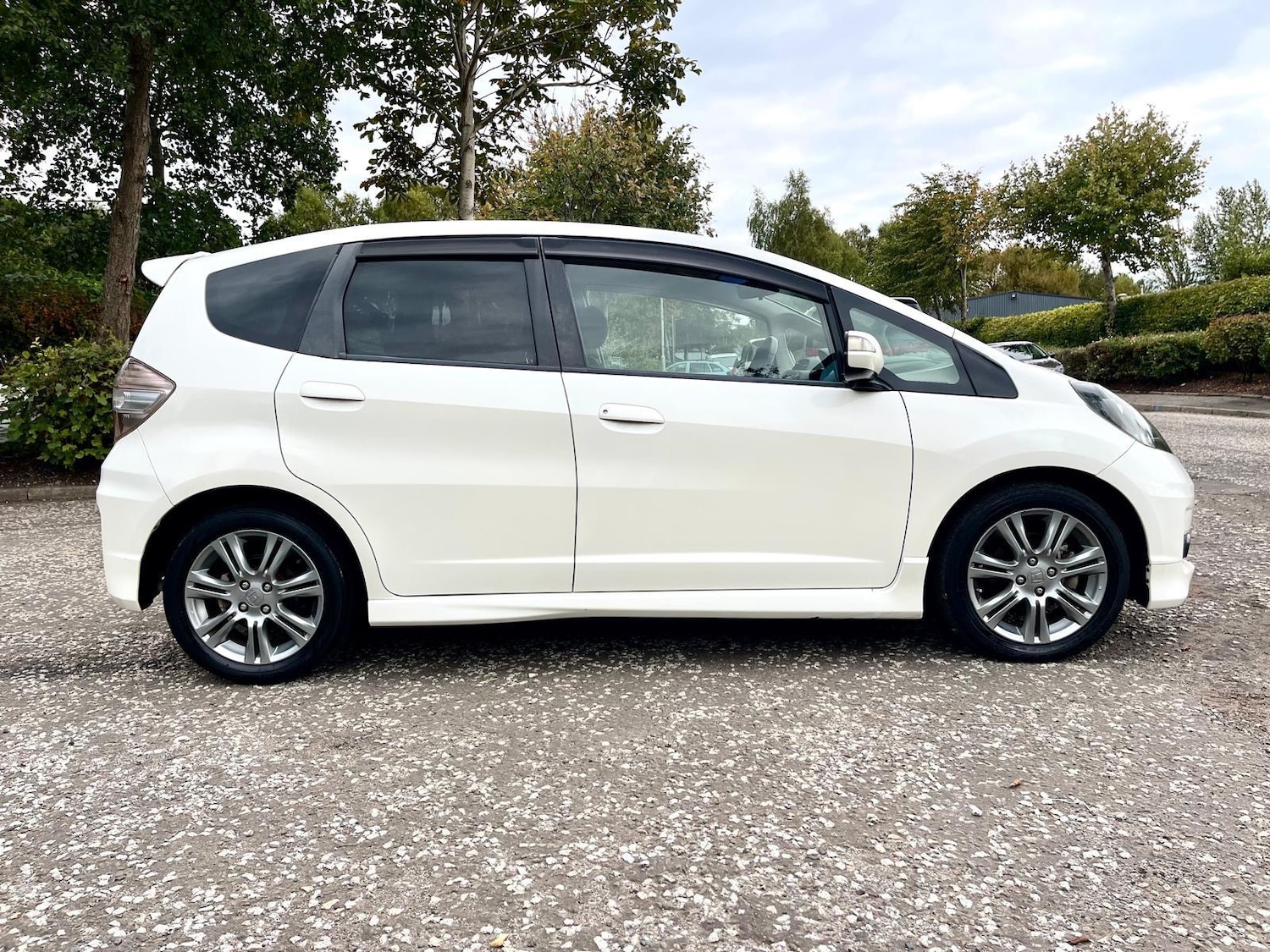 Used Honda Fit 2011 for sale - 76036819: Photo 19