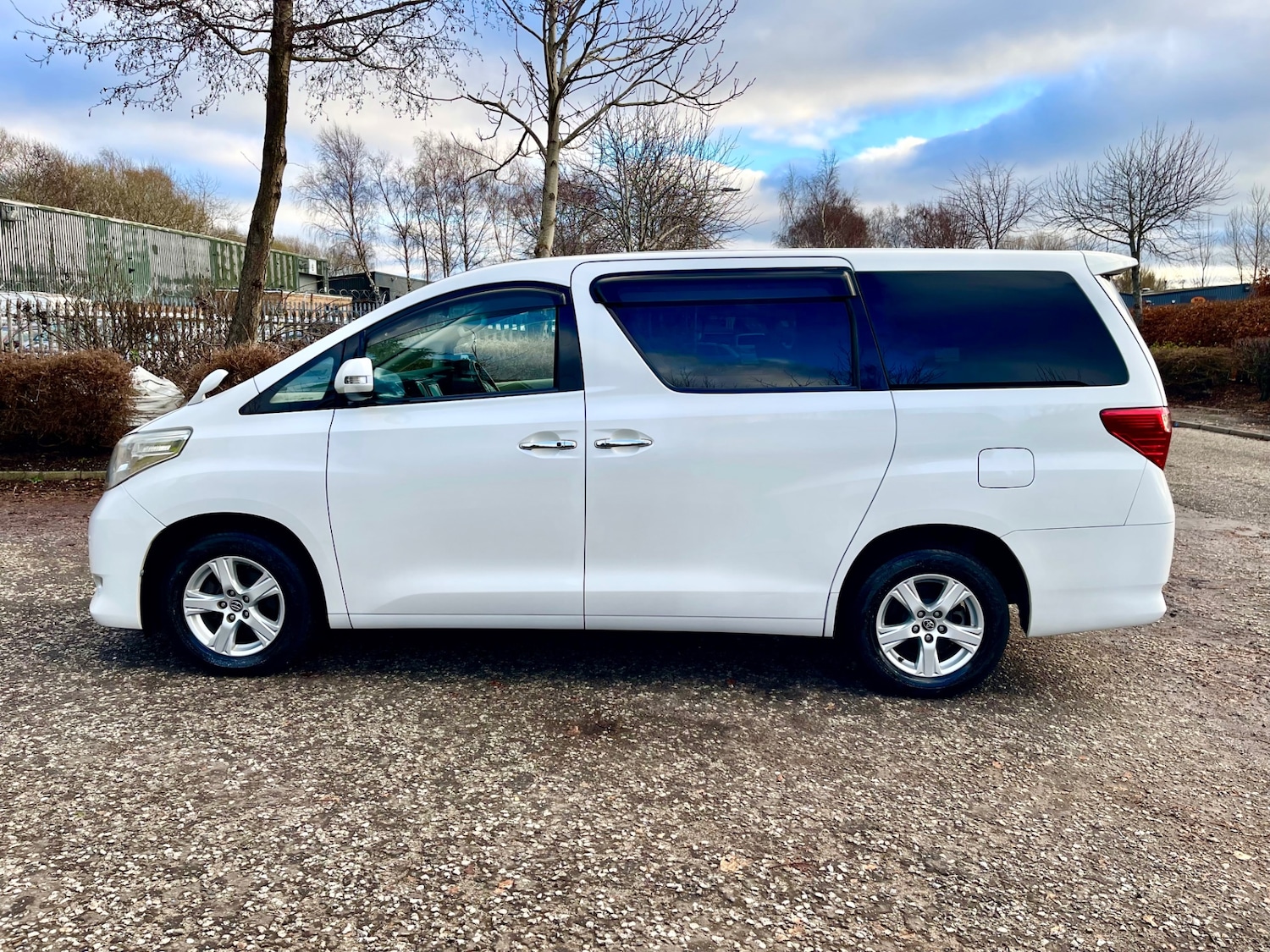 Used Toyota Alphard 2008 for sale - 76036819: Photo 23