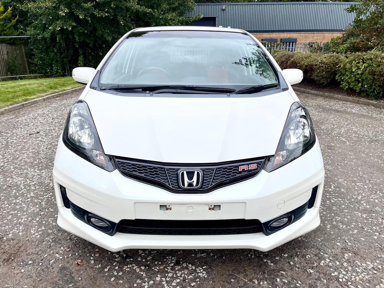 Used Honda Fit 2011 for sale - 76036819: Photo 3