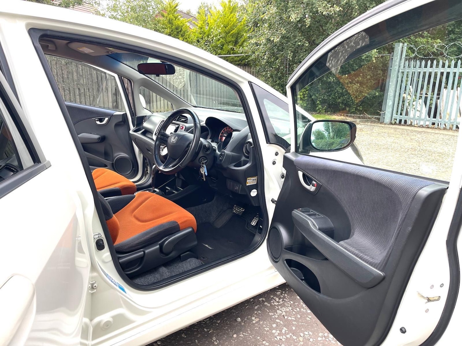 Used Honda Fit 2011 for sale - 76036819: Photo 7