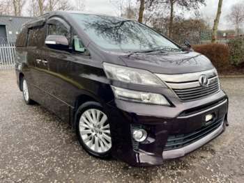 2011 - FRESH IMPORT BUSINESS G EDITION 2.4 AUTO 7 SEATS MPV 4 GRADE 5-Door