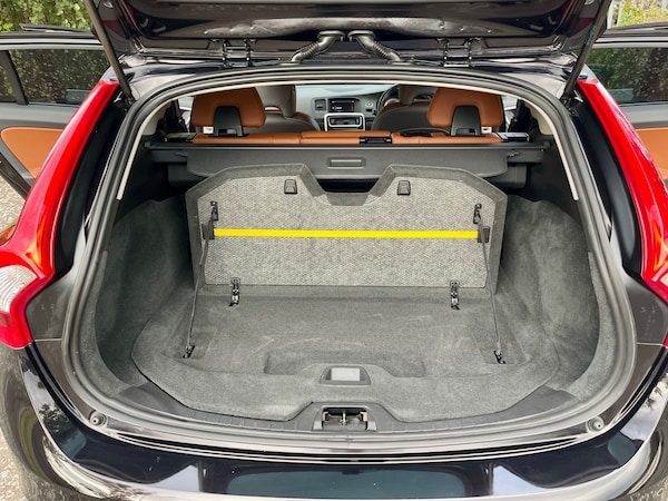 Used Volvo V60 2013 for sale - 72767563: Photo 16