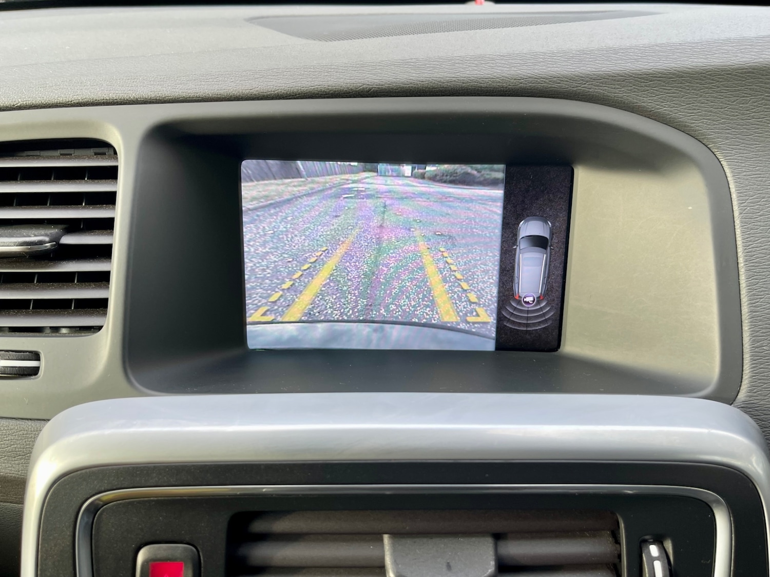 Used Volvo V60 2013 for sale - 72767563: Photo 29