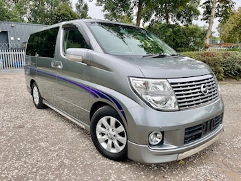Nissan - Elgrand