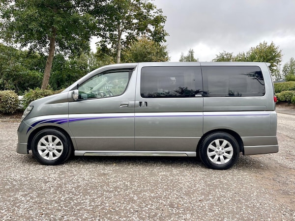 Used Nissan Elgrand 2006 for sale - 75723767: Photo 22