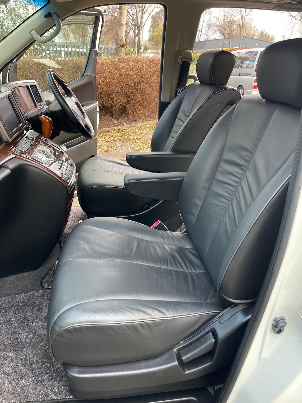 Used Nissan Elgrand 2009 for sale - 76591687: Photo 10