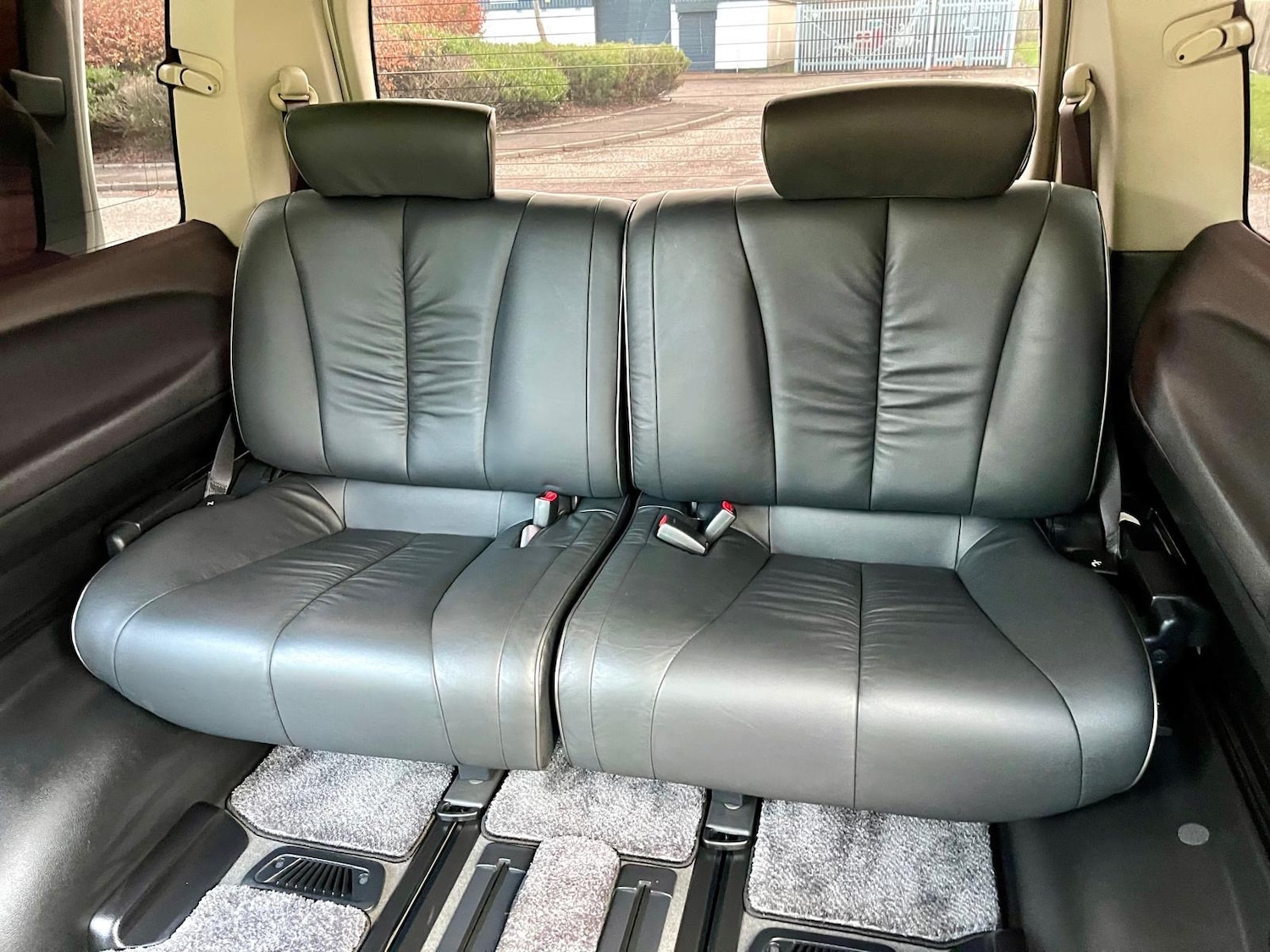 Used Nissan Elgrand 2009 for sale - 76591687: Photo 13