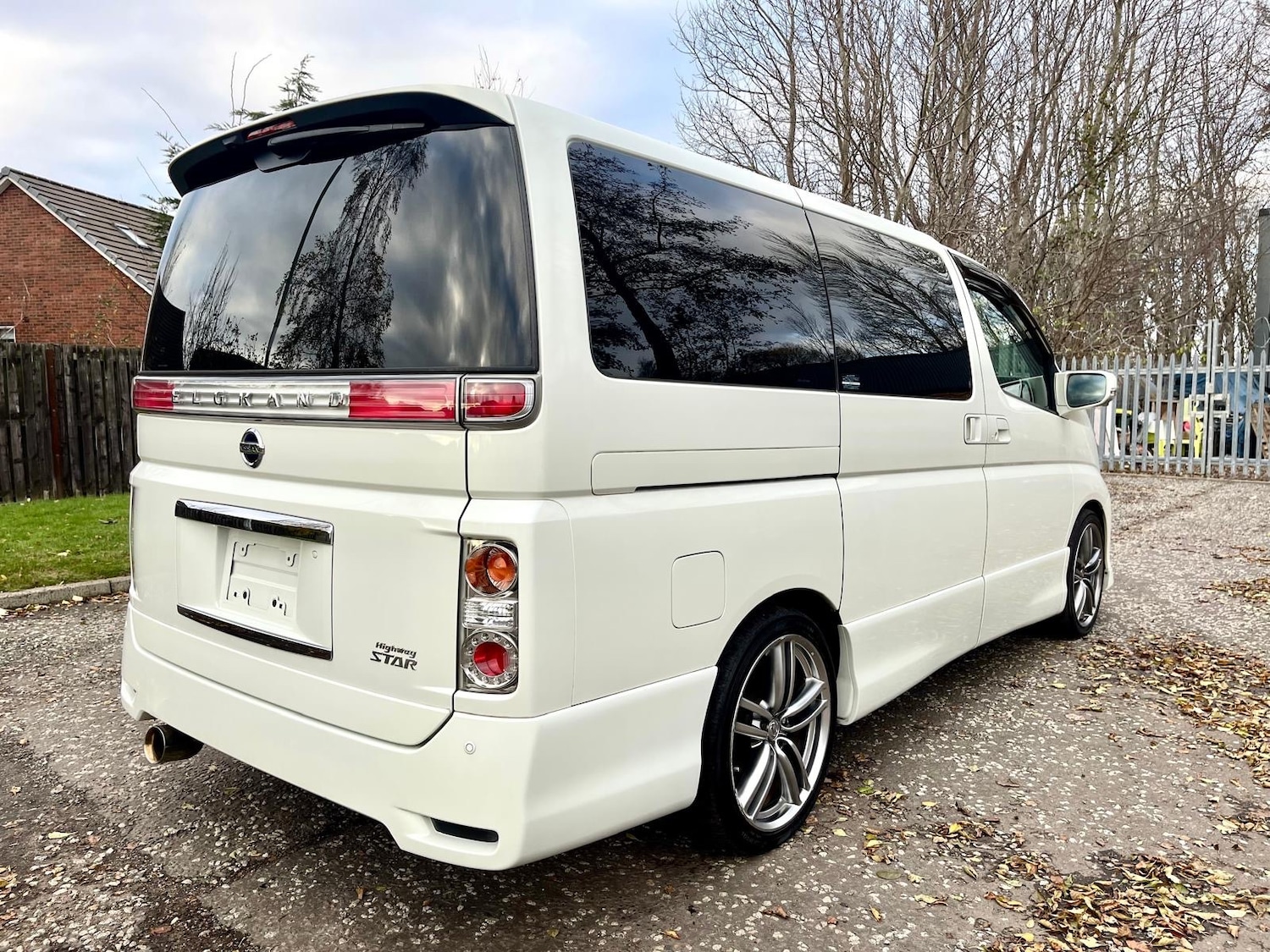 Used Nissan Elgrand 2009 for sale - 76591687: Photo 18