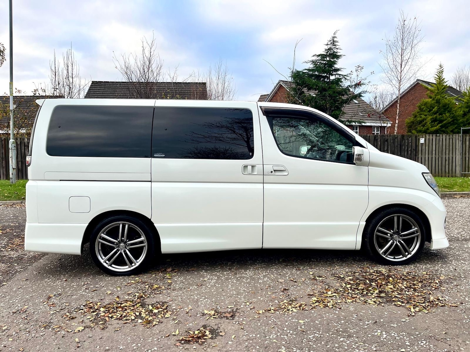 Used Nissan Elgrand 2009 for sale - 76591687: Photo 20