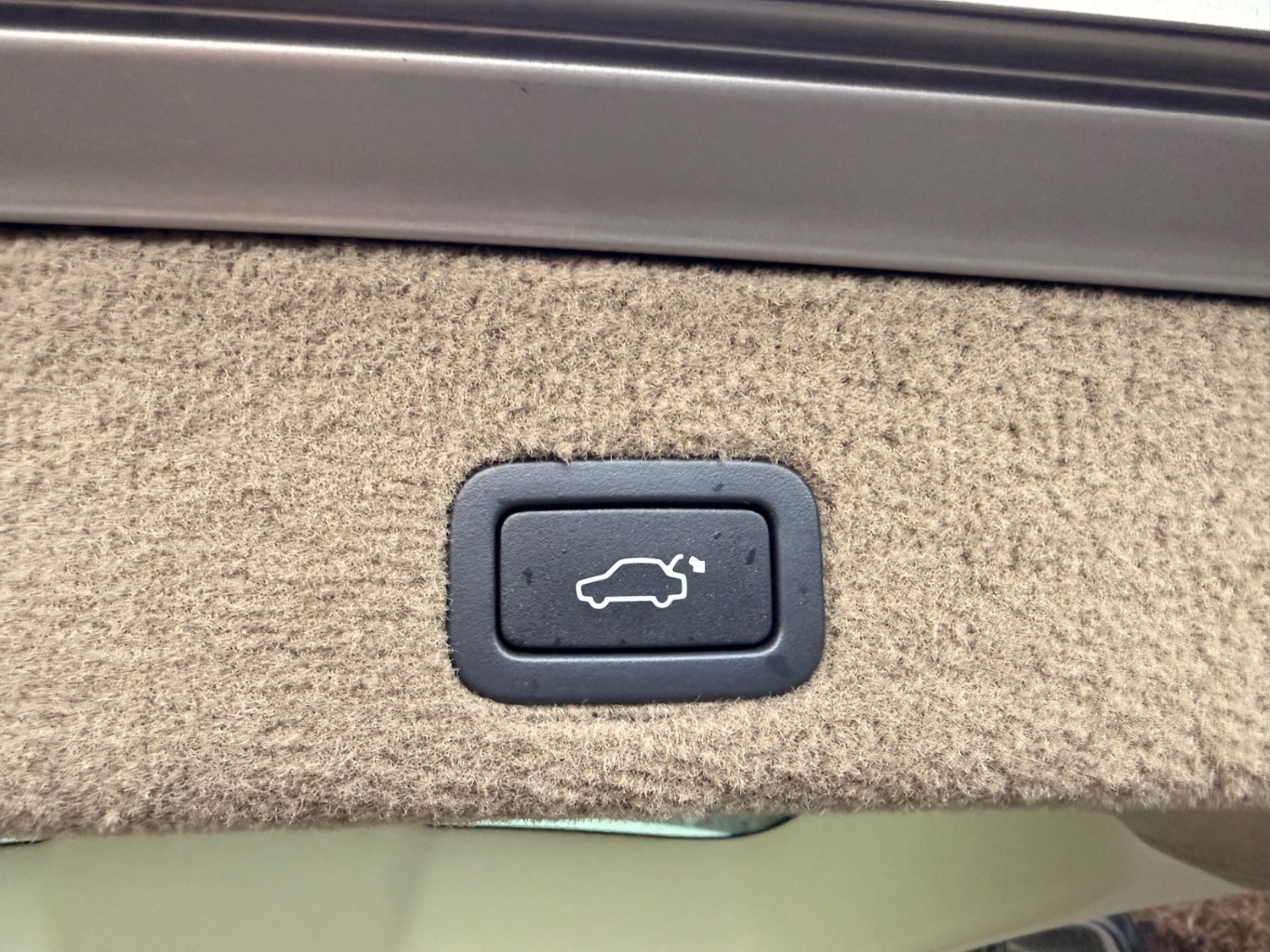 Used Volvo V70 2008 for sale - 77173566: Photo 19