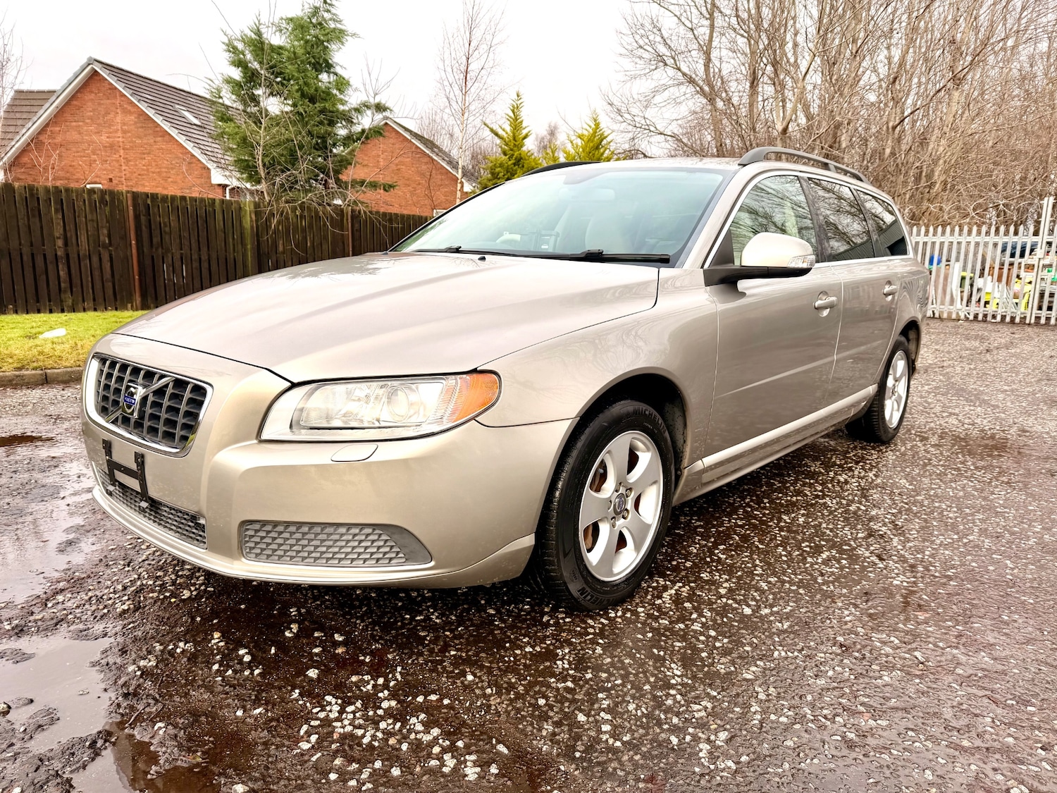 Used Volvo V70 2008 for sale - 77173566: Photo 4