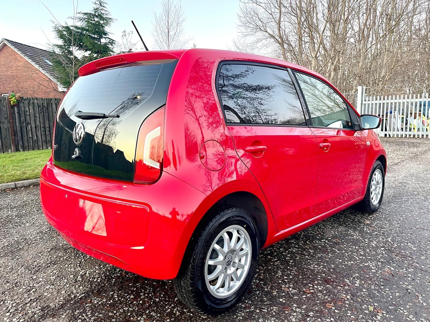 Used Volkswagen up! 2015 for sale - 74889548: Photo 18