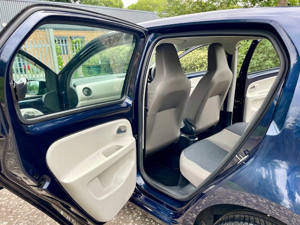 Used Volkswagen up! 2012 for sale - 74889548: Photo 8