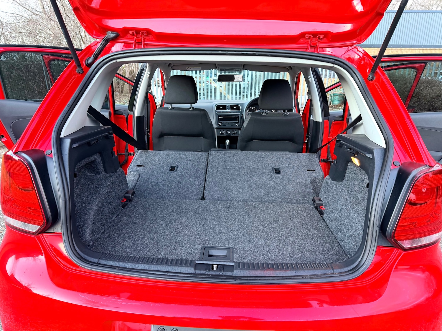 Used Volkswagen Polo 2011 for sale - 77721614: Photo 11