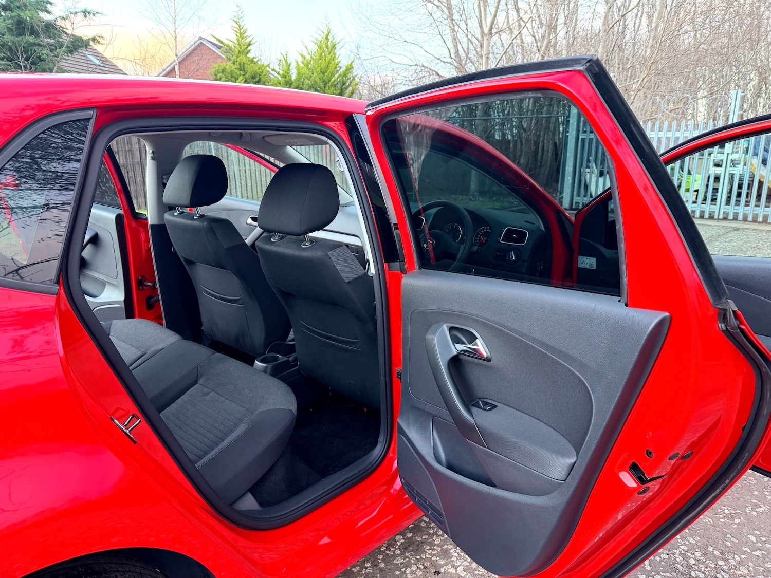 Used Volkswagen Polo 2011 for sale - 77721614: Photo 13