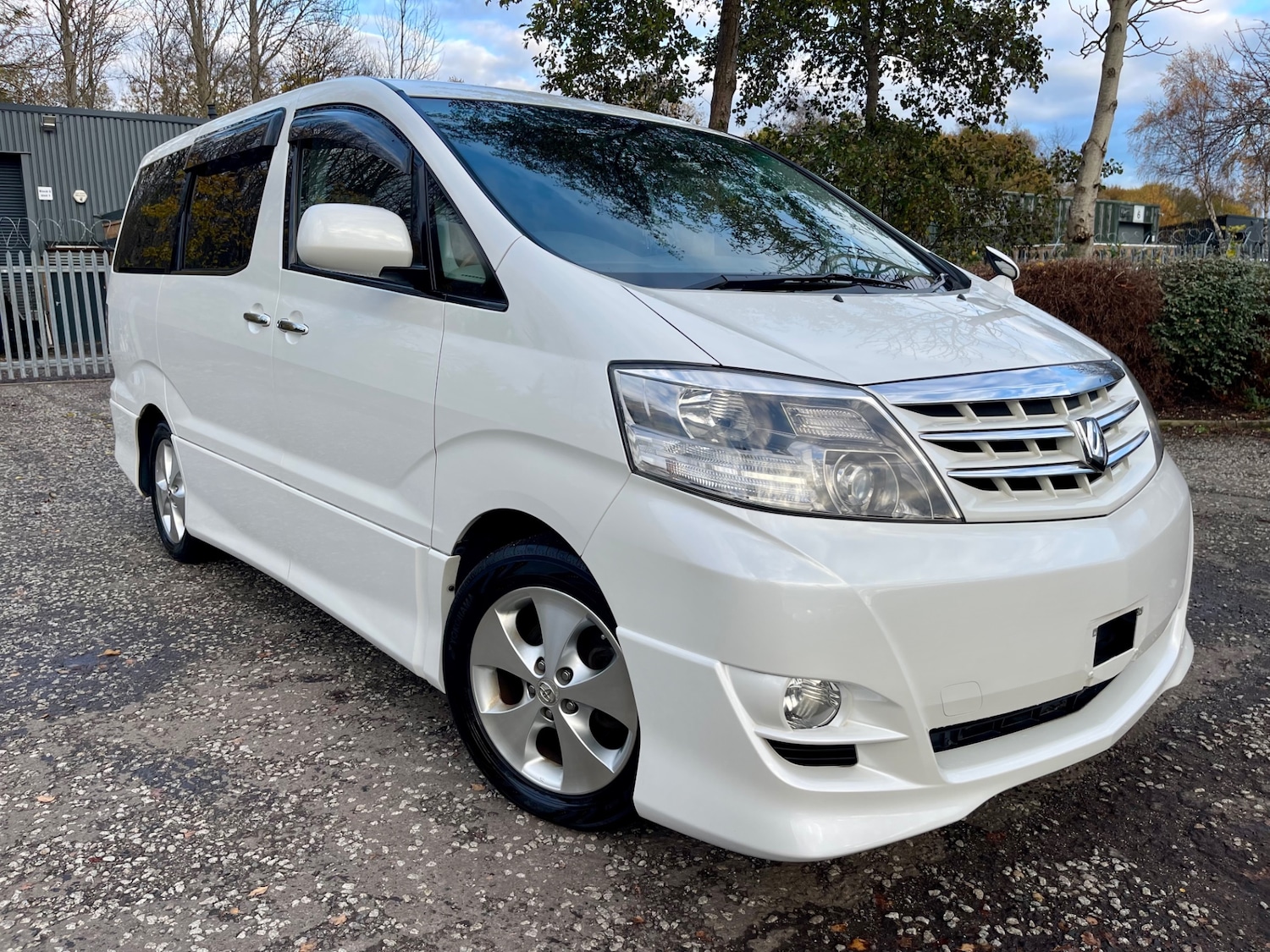 Used Toyota Alphard 2008 for sale - 76536988: Photo 1