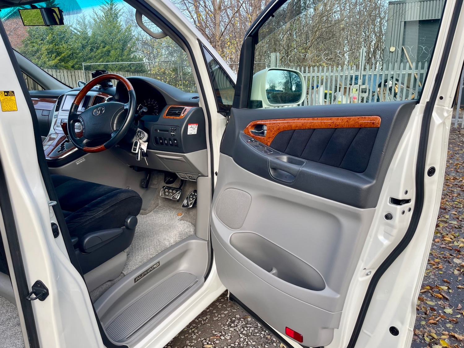 Used Toyota Alphard 2008 for sale - 76536988: Photo 16