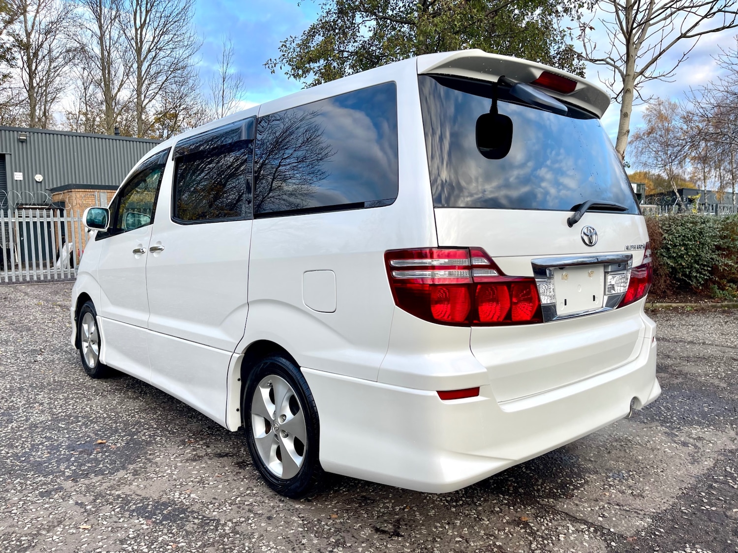 Used Toyota Alphard 2008 for sale - 76536988: Photo 5