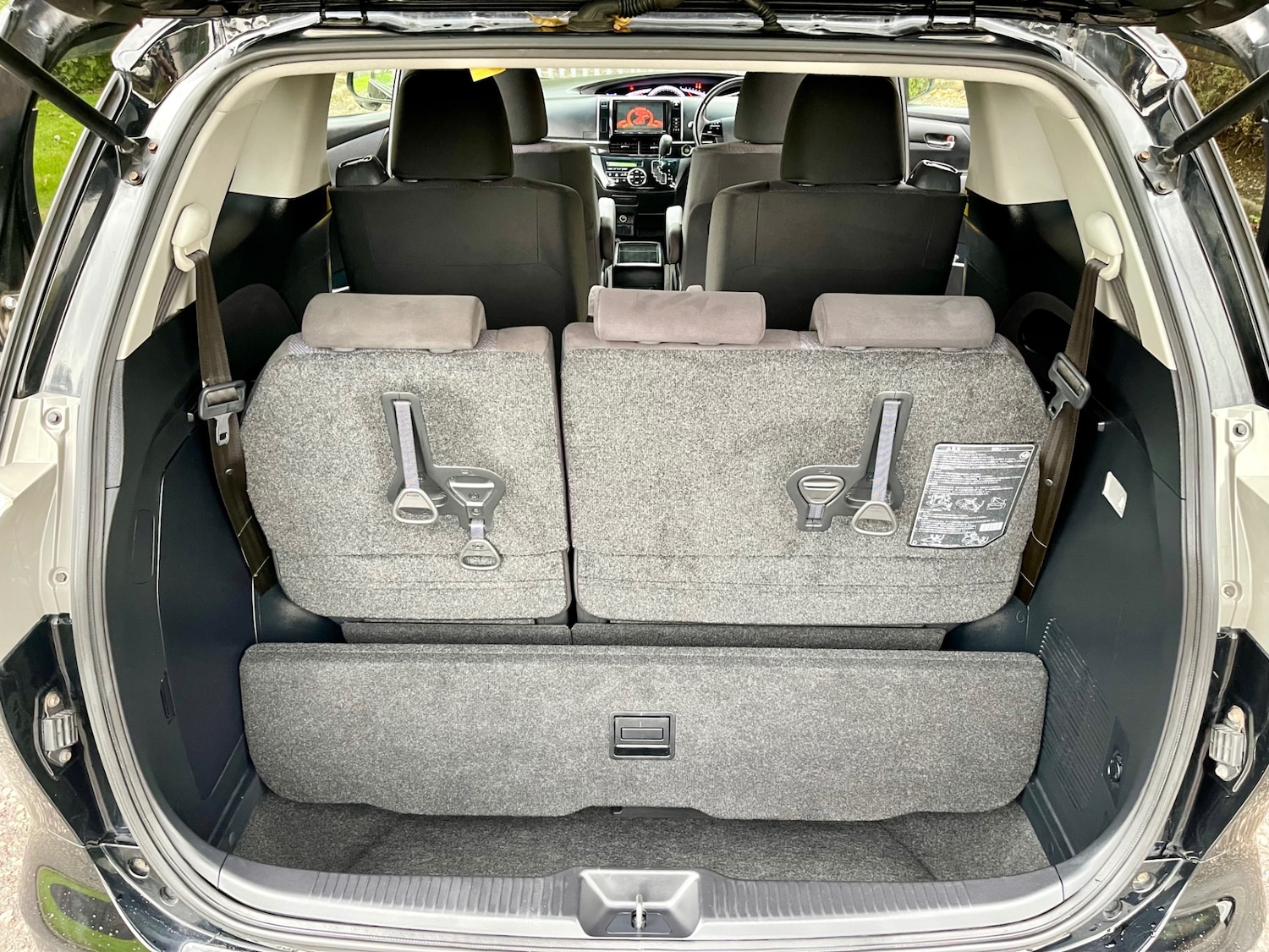 Used Toyota Estima 2012 for sale - 76120528: Photo 15