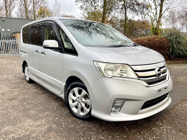 Used Nissan Serena 2012 for sale - 72912705: Photo 1