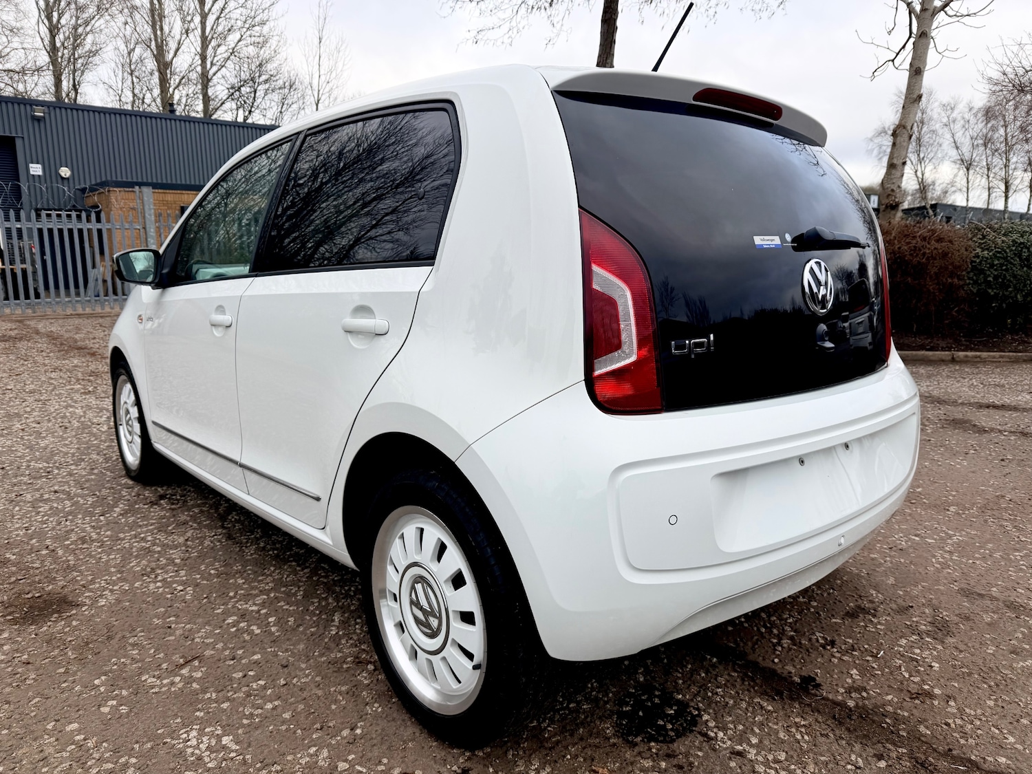 Used Volkswagen up! 2013 for sale - 77822579: Photo 5