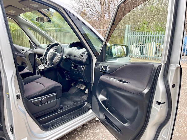 Used Nissan Serena 2011 for sale - 66028912: Photo 15