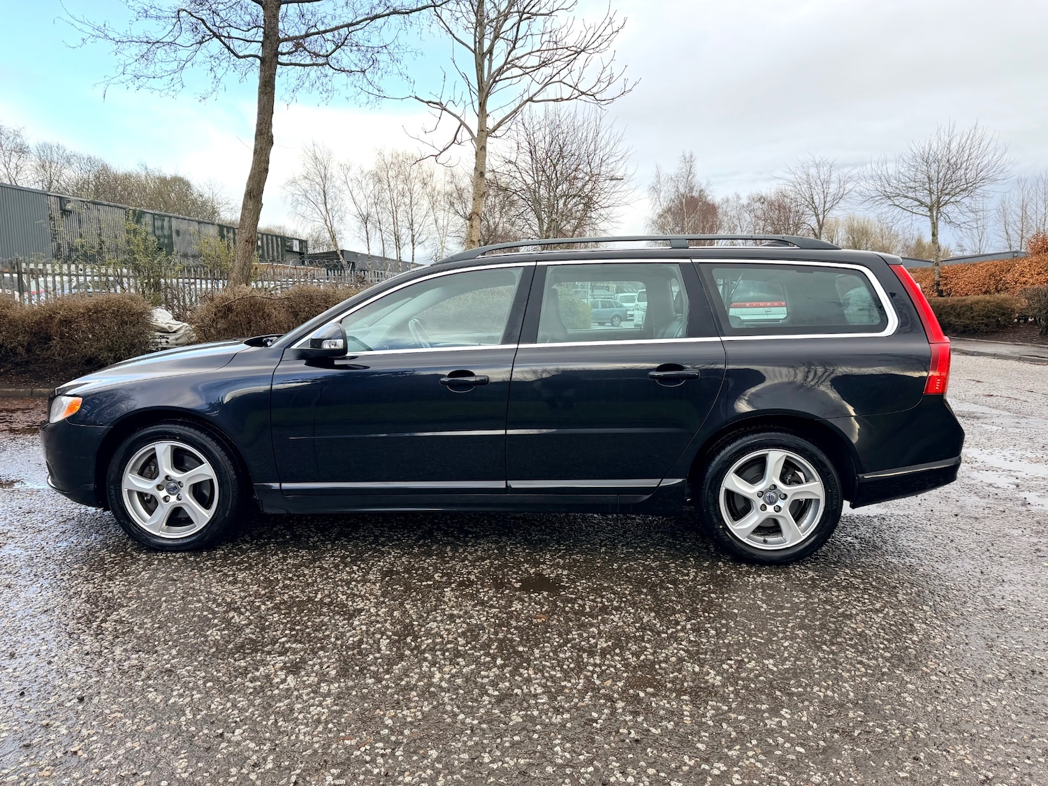 Used Volvo V70 2011 for sale - 77881503: Photo 16