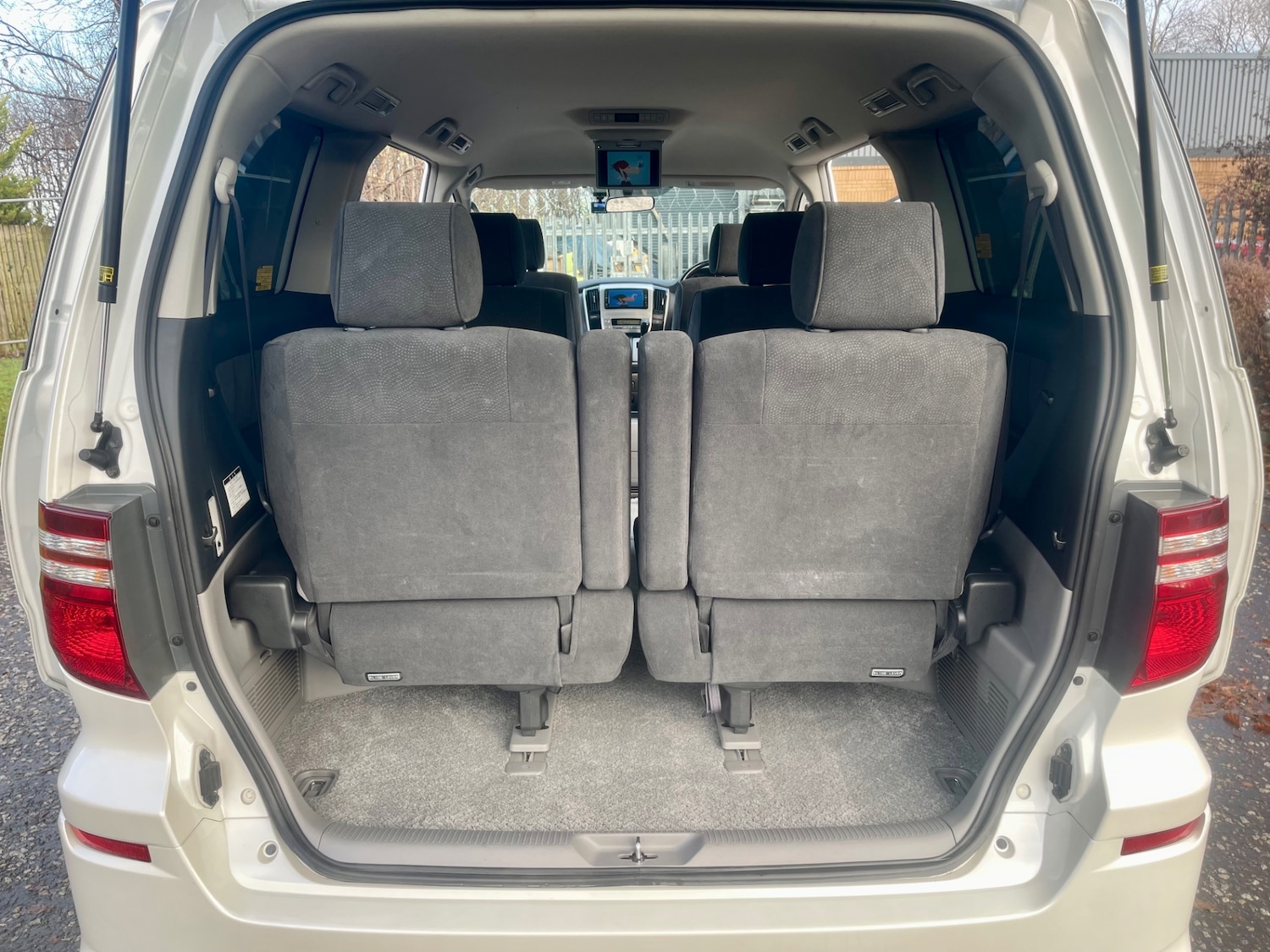 Used Toyota Alphard 2007 for sale - 76670946: Photo 13