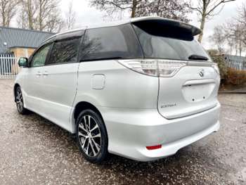 Used Toyota Estima 2013 for sale - 70011995: Photo