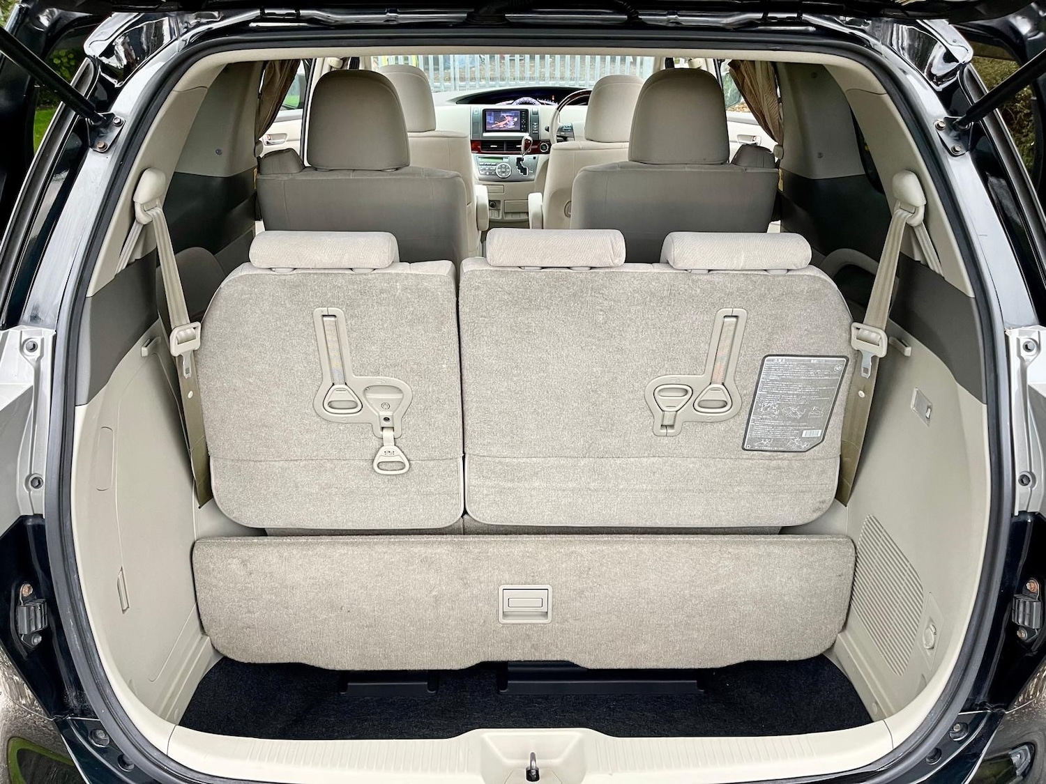 Used Toyota Estima 2012 for sale - 76149880: Photo 20