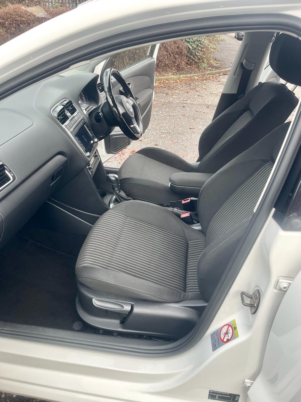 Used Volkswagen Polo 2012 for sale - 76670916: Photo 11