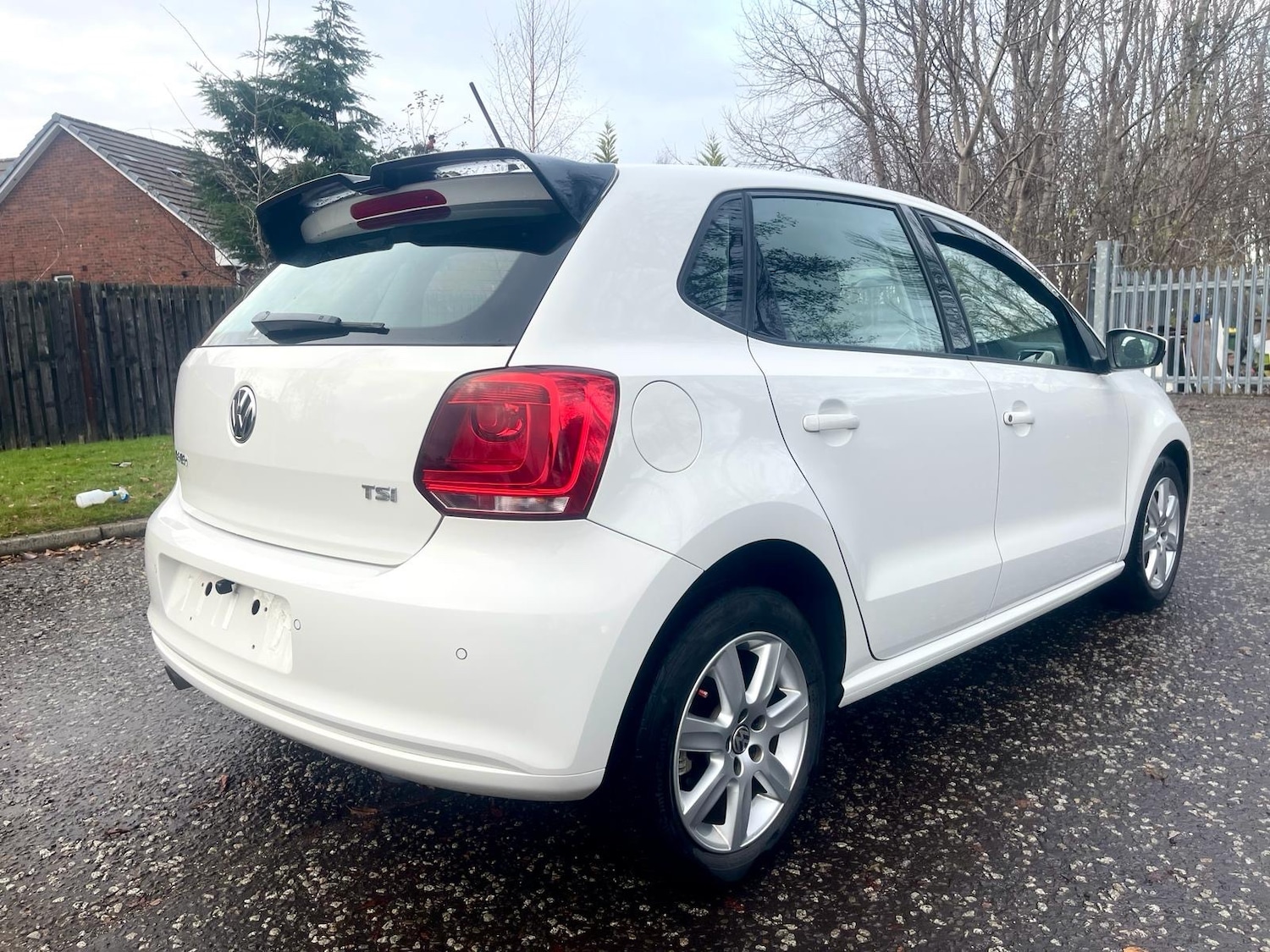 Used Volkswagen Polo 2012 for sale - 76670916: Photo 16