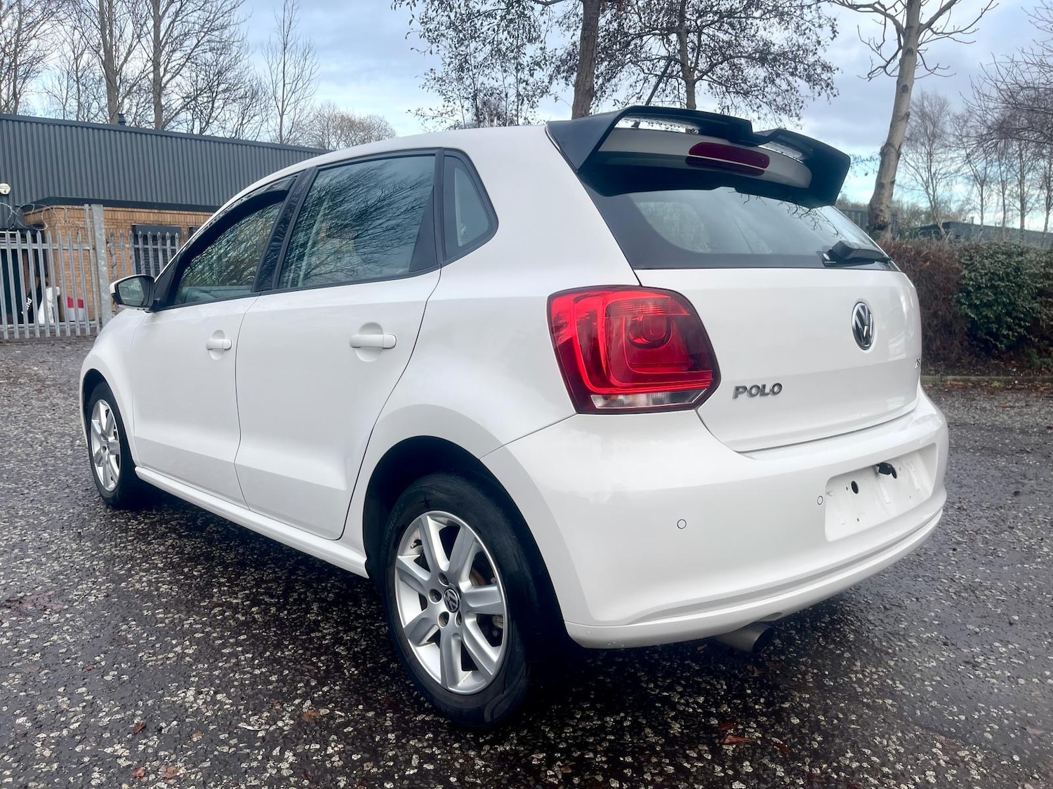 Used Volkswagen Polo 2012 for sale - 76670916: Photo 5