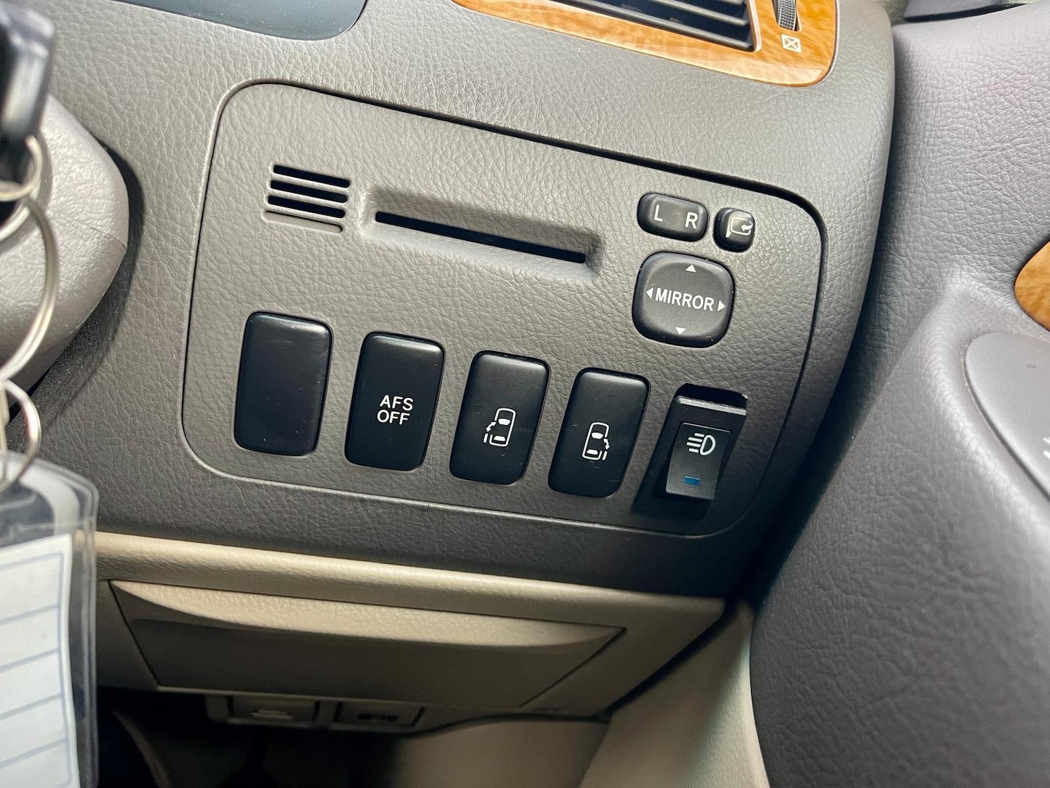 Used Toyota Alphard 2007 for sale - 76741520: Photo 13