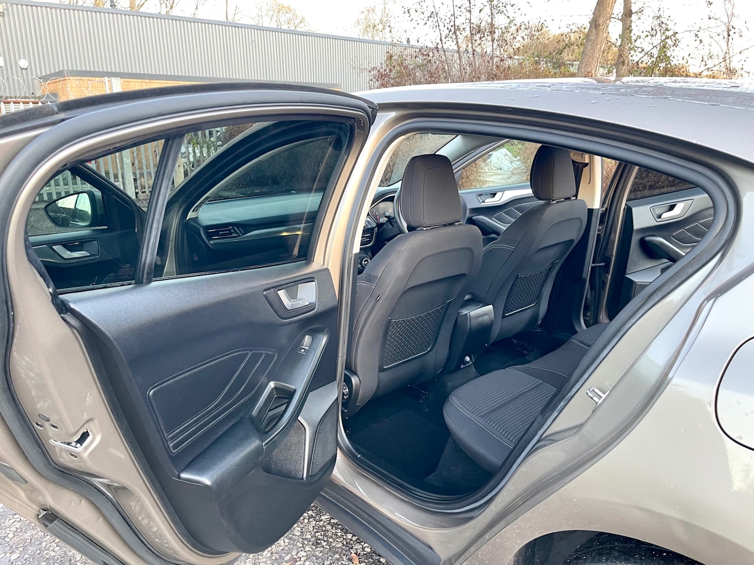 Used Ford Focus 2018 for sale - 76618836: Photo 10