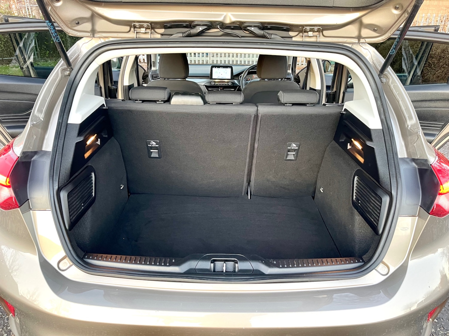 Used Ford Focus 2018 for sale - 76618836: Photo 14