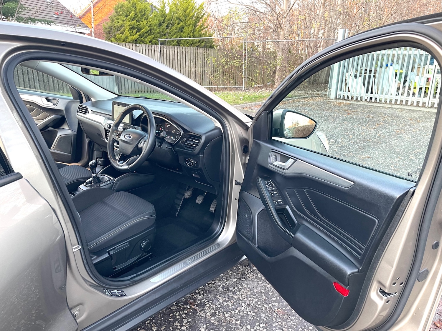 Used Ford Focus 2018 for sale - 76618836: Photo 6