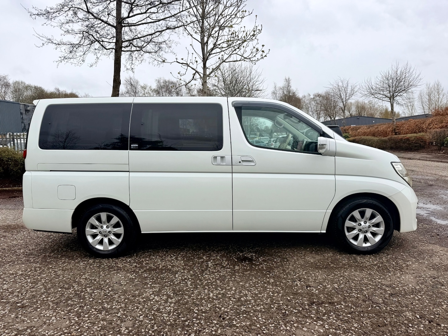 Used Nissan Elgrand 2005 for sale - 77632655: Photo 18