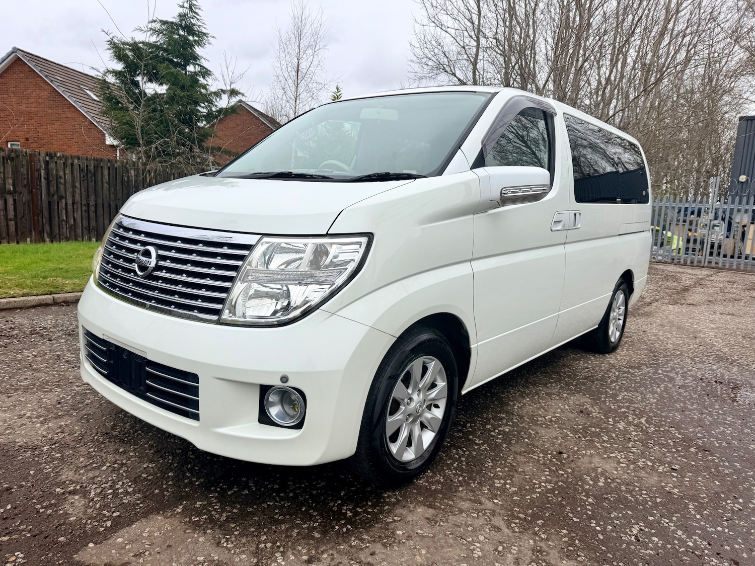 Used Nissan Elgrand 2005 for sale - 77632655: Photo 19